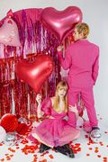PartyDeco Heart with arrow 26"/66cm thumb