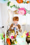 PartyDeco Hare 35"/89cm thumb