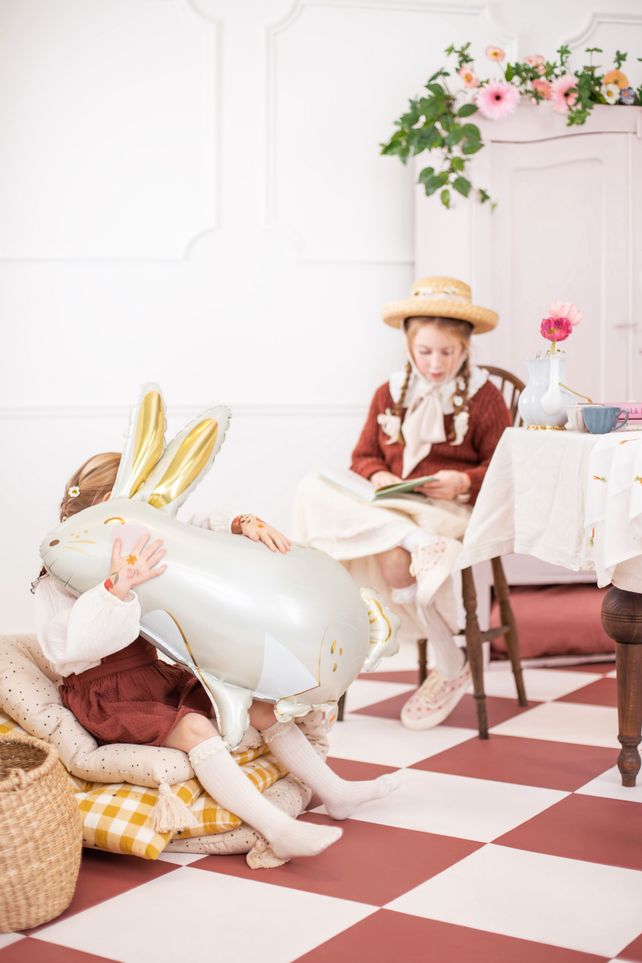PartyDeco Hare 35"/89cm