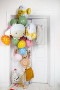 PartyDeco Chick 31"/79cm thumb
