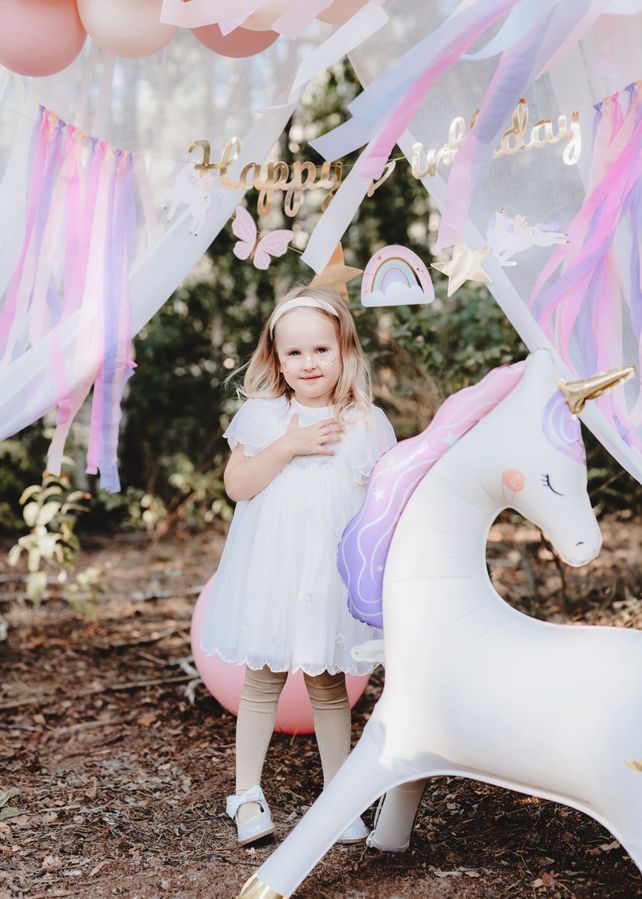 PartyDeco Standing Unicorn 37"/94cm